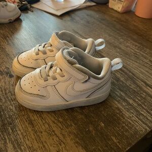 Kids sneakers